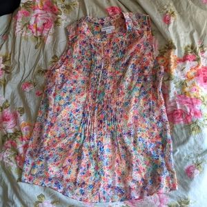 Gorgeous floral Liz Claiborne sleeveless blouse